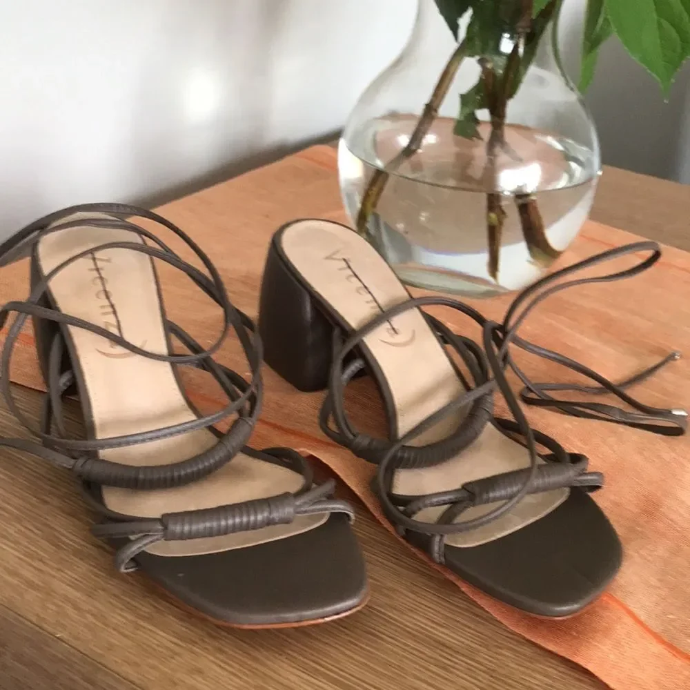 Anthropologie x Vicenza Love Struck Square Toe Wrap Heels Sandals size 11